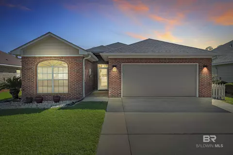 226 Hemingway Loop, Foley, AL 36535