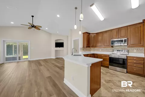 226 Hemingway Loop, Foley, AL 36535 photo 3