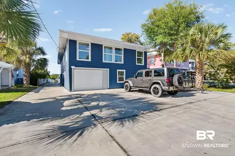 140 W 8th Ave, Gulf Shores, AL 36542