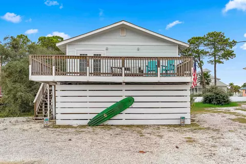 240 W 6th Ave, Gulf Shores, AL 36542
