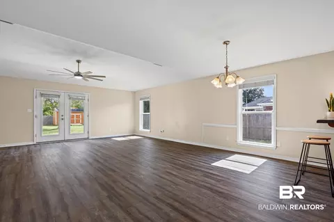 3161 Bloomington Dr, Mobile, AL 36695 photo 6
