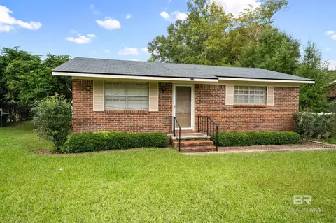 410 W Fig Ave, Foley, AL 36535