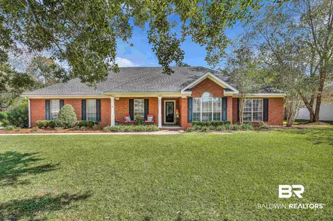 8677 Gale Rowe Ln, Fairhope, AL 36532