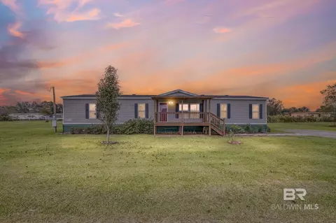 150 Ruth Estates Dr, Atmore, AL 36504