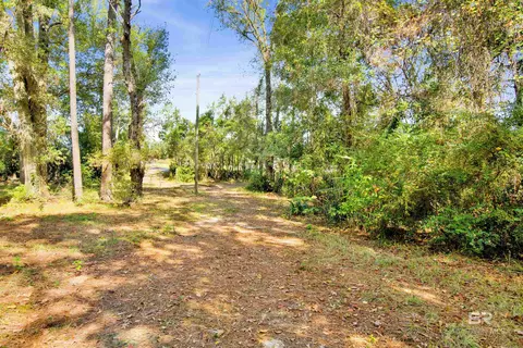 Exterior - 7623 Old Shell Rd, Mobile, AL 36608 photo 1 of 8