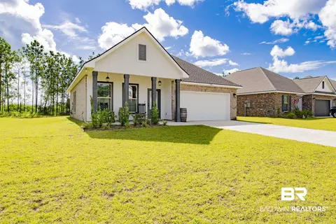 6902 Summerset Dr, Gulf Shores, AL 36542