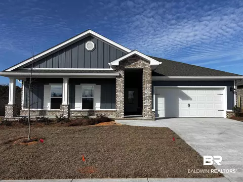 22543 Thatch St, Robertsdale, AL 36567
