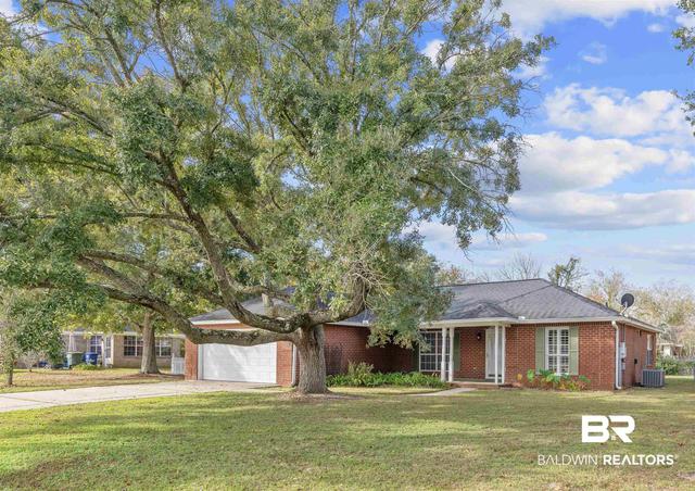 3 Crabapple Ln, Foley, AL 36535
