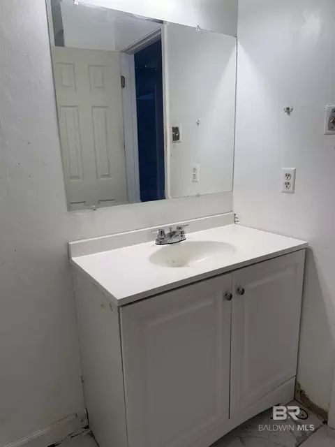 421 Chavers St, Mobile, AL 36617 photo 5