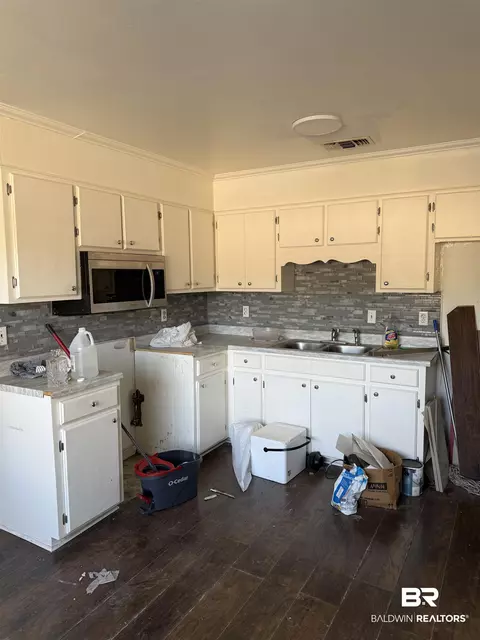421 Chavers St, Mobile, AL 36617 photo 3