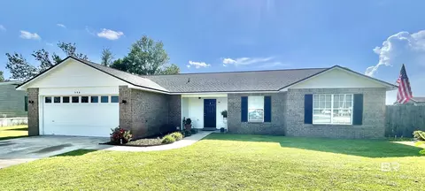 138 Eagles Loop, Robertsdale, AL 36567