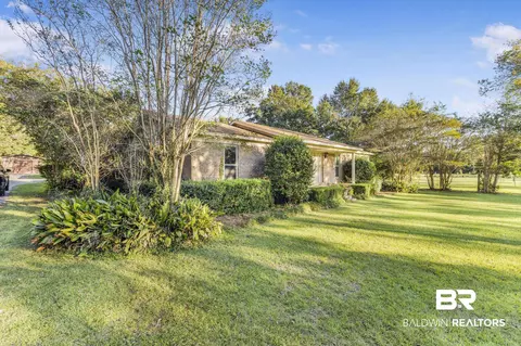 12352 Mary Ann Beach Rd, Fairhope, AL 36532