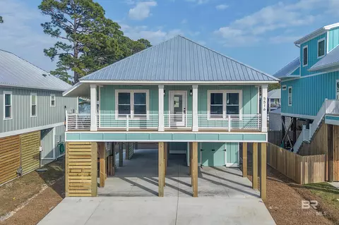 5516 Bayou St John Ave, Orange Beach, AL 36561