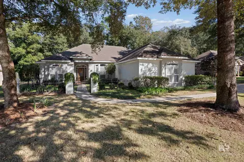 10929 Covey Dr, Fairhope, AL 36532