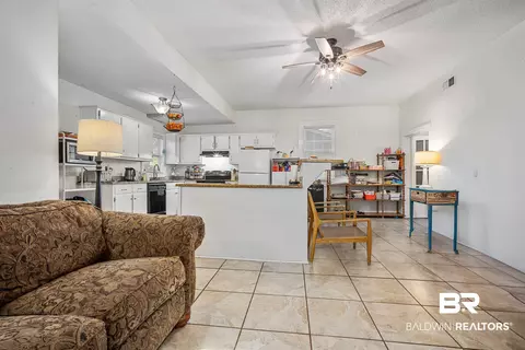 15 Alexander St, Mobile, AL 36607 photo 9