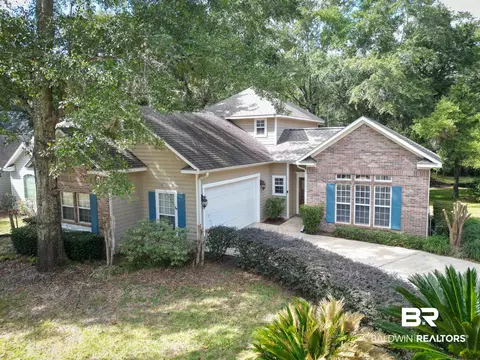 6323 Madison Dr, Gulf Shores, AL 36542