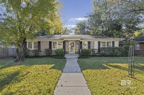 2903 Brierwood Dr, Mobile, AL 36606