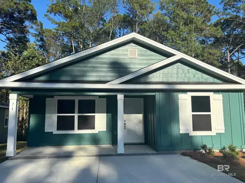 71 Summer Oaks Dr, Daphne, AL 36526