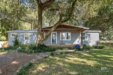 10620 Tillman Ln, Foley, AL 36535