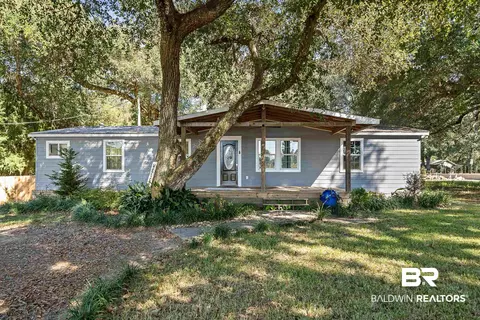 10620 Tillman Ln, Foley, AL 36535
