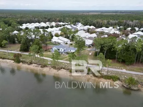2616 Serigny St, Gulf Shores, AL 36542