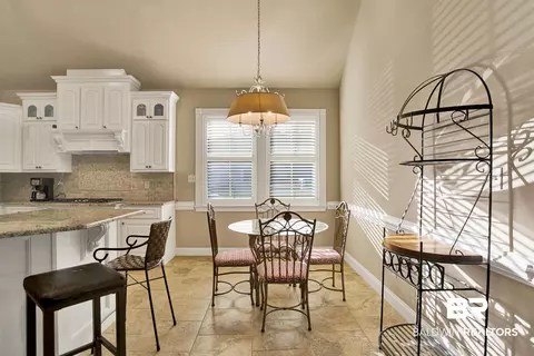 6144 Louise Pl, Mobile, AL 36609 photo 8