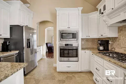6144 Louise Pl, Mobile, AL 36609 photo 5