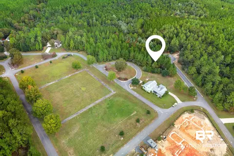 10 Hampstead Cir, Loxley, AL 36551