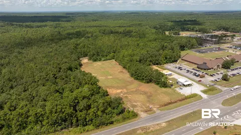 106 Us Highway 31, Bay Minette, AL 36507