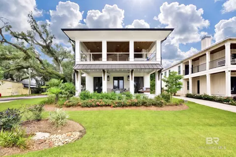 401 S Mobile St, Fairhope, AL 36532