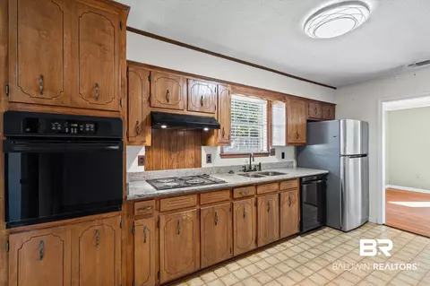 6300 N Christopher Dr, Mobile, AL 36609 photo 7