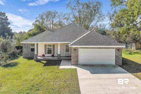9206 Greenleaf Dr, Spanish Fort, AL 36527