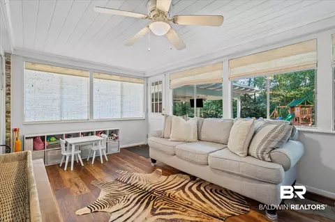 2103 Upham Pl, Mobile, AL 36607 photo 6