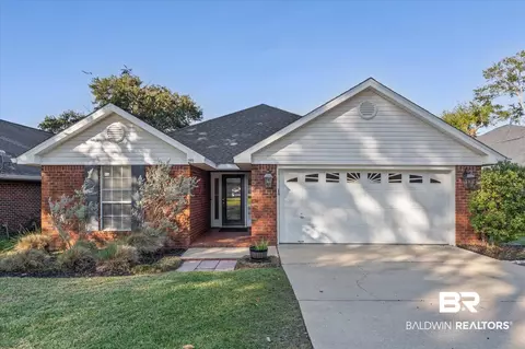 219 Spring Lake Dr, Fairhope, AL 36532