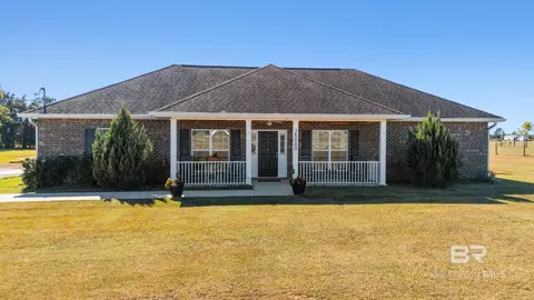 28980 Comstock Rd, Elberta, AL 36530