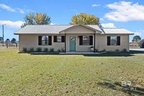 40 Blacksher Rd, Atmore, AL 36502