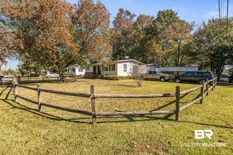 109 Esplanade Ave, Mobile, AL 36606 photo 2