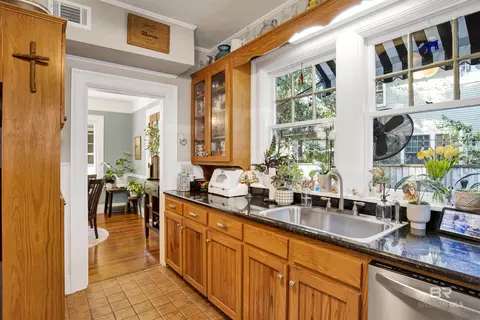 300 Park Ave, Mobile, AL 36607 photo 19