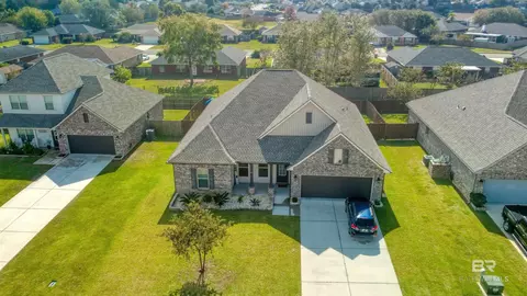 992 Dalton Cir, Foley, AL 36535