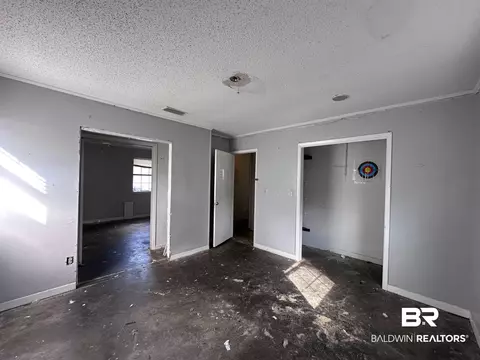 621 E Walker Ave, Foley, AL 36535 photo 5
