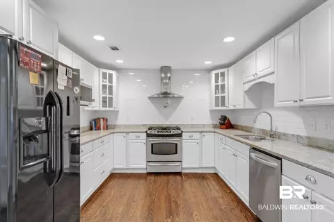 18 York Pl, Mobile, AL 36608 photo 8