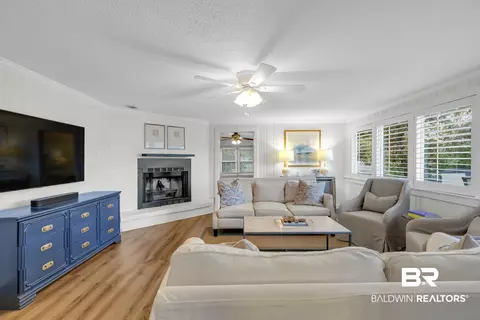 18 York Pl, Mobile, AL 36608 photo 5