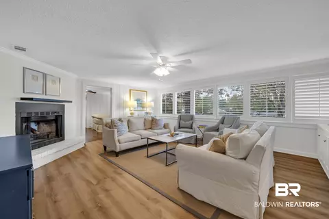 18 York Pl, Mobile, AL 36608 photo 3