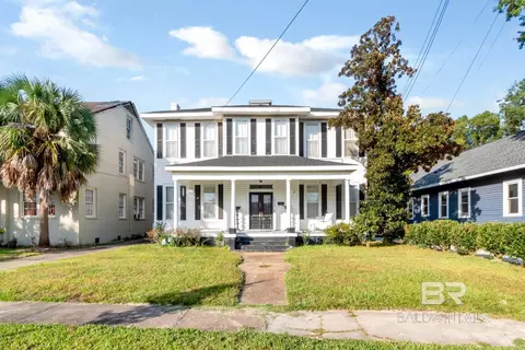 1858 Old Government St, Mobile, AL 36606