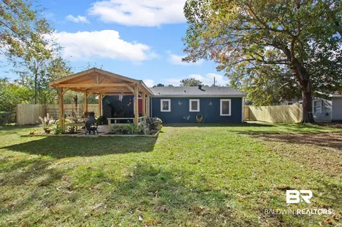 507 E Pine St, Atmore, AL 36502 photo 42