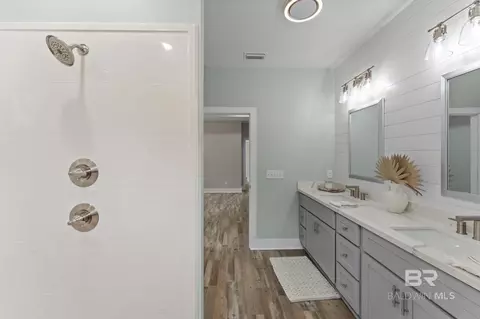 Bath - 11072 Tall Timber Ln, Elberta, AL 36530 photo 5 of 9