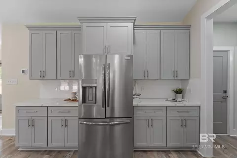 Kitchen - 11072 Tall Timber Ln, Elberta, AL 36530 photo 4 of 4