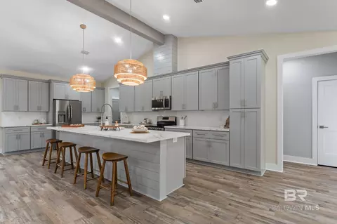 Kitchen - 11072 Tall Timber Ln, Elberta, AL 36530 photo 3 of 4