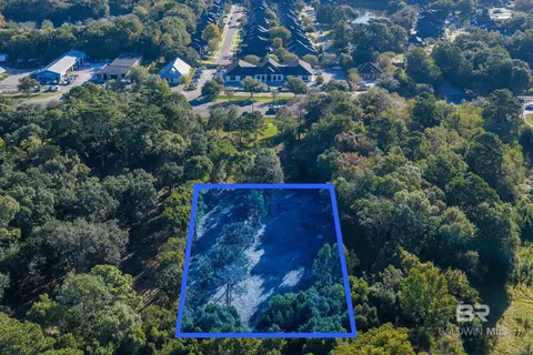 19441 Greeno Rd, Fairhope, AL 36532