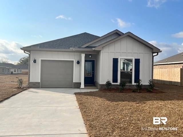 19091 Treehill Ln, Summerdale, AL 36580